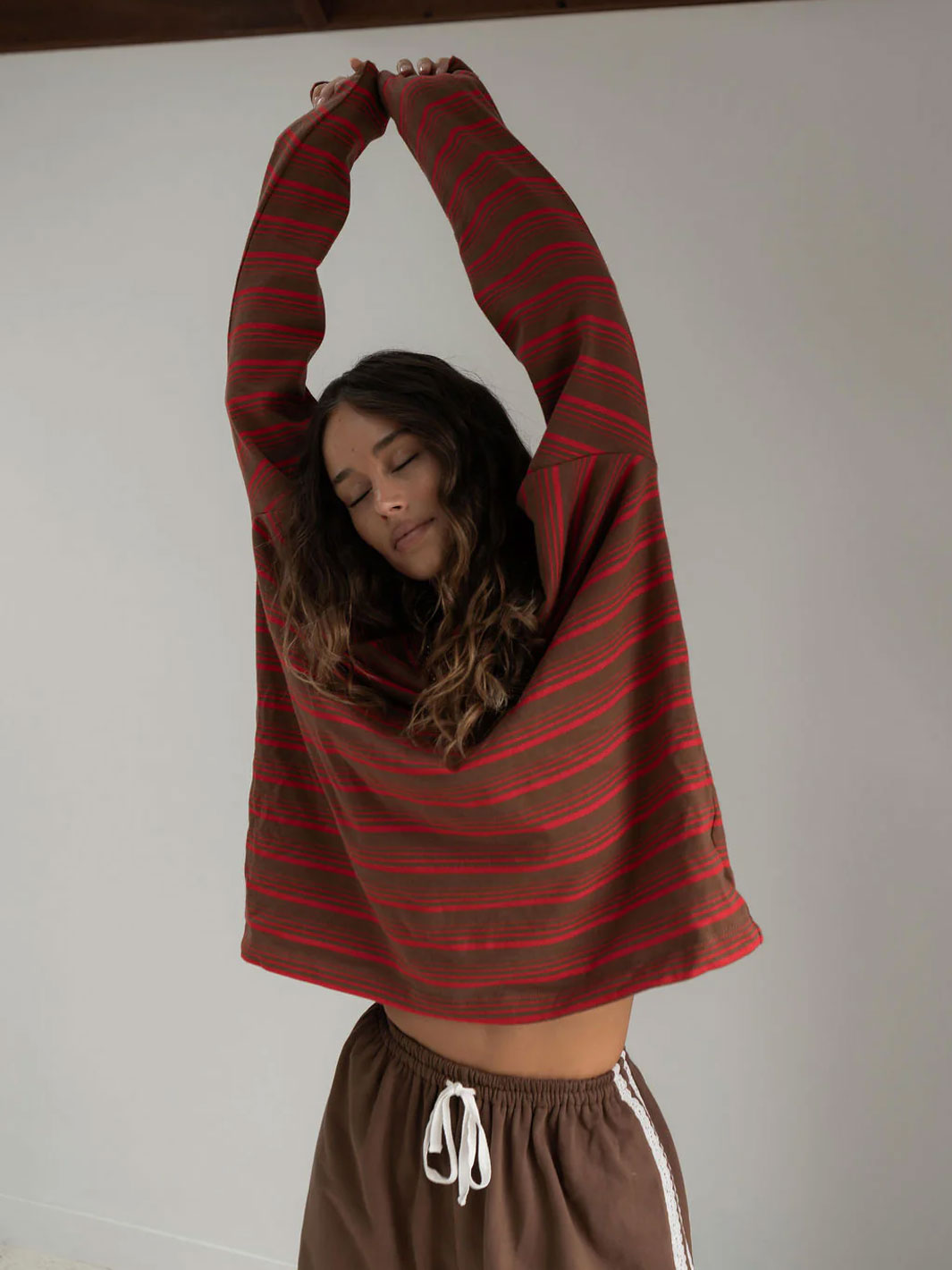 Andi Long Sleeve Red Brown
